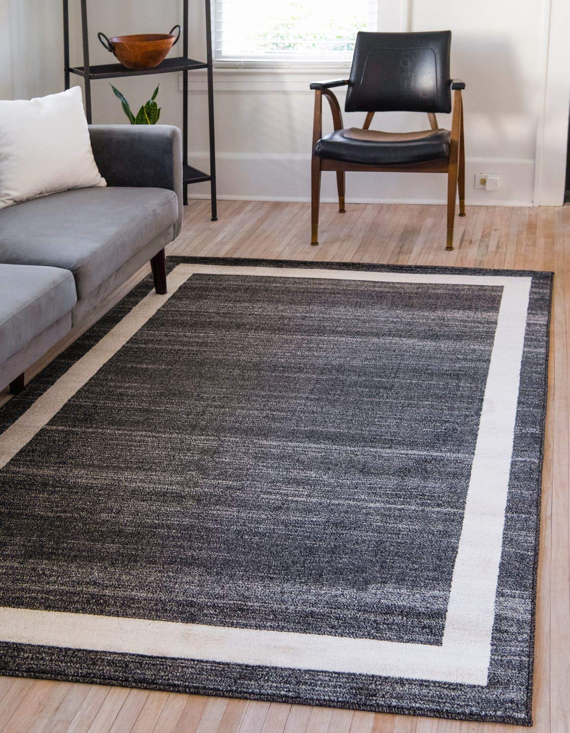 Unique Loom Del Mar Collection Area Rug - Maria (7' 10" x 11' 4" Rectangle, Black/ Ivory)