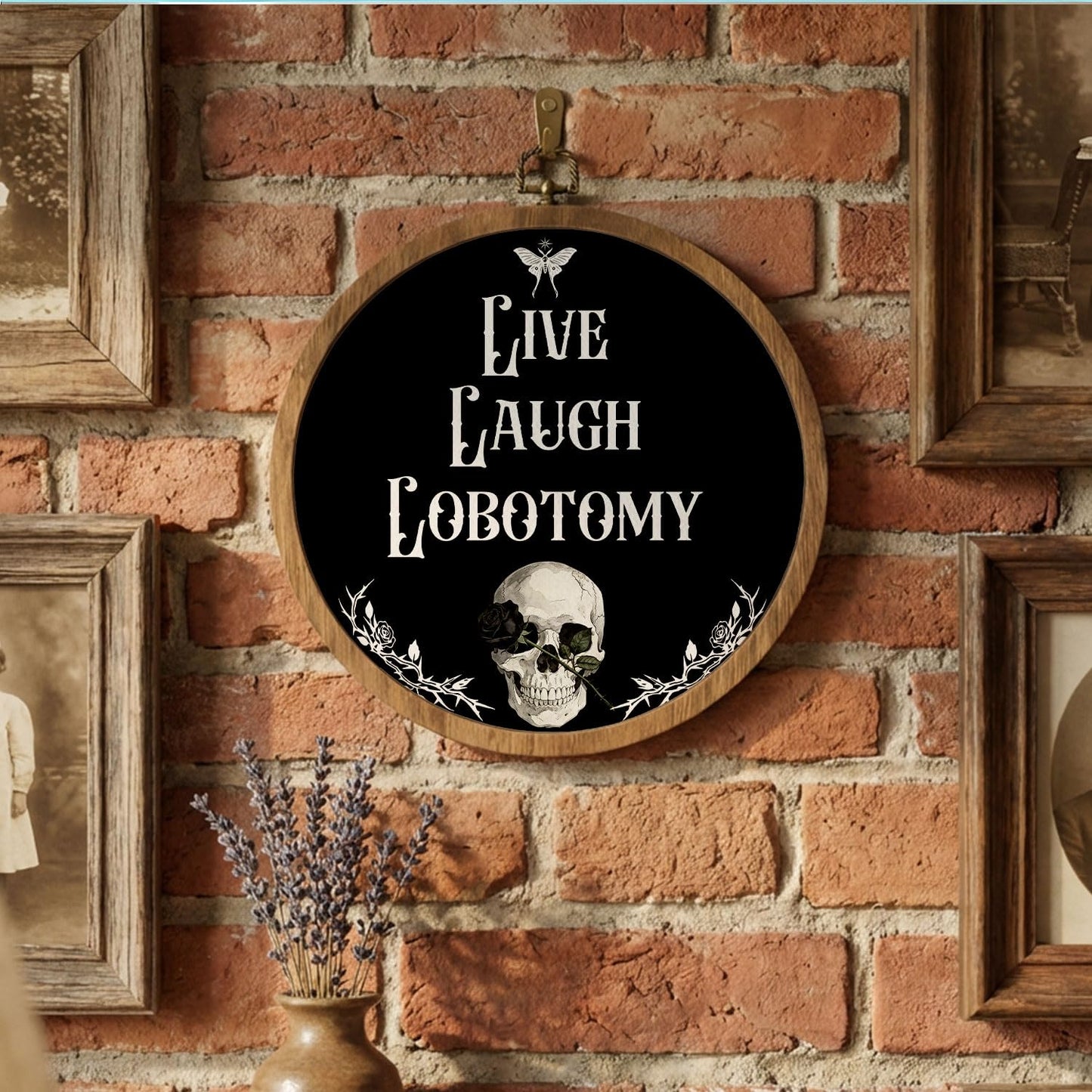 HYKDFMNCJ Dark Humor Gothic Skull Round Framed Wall Art, Live Laugh Lobotomy Funny Skeleton Wall Hanging Canvas Prints Artwork Decorations for Bedroom Living Room Home Office, 10x10 Inch