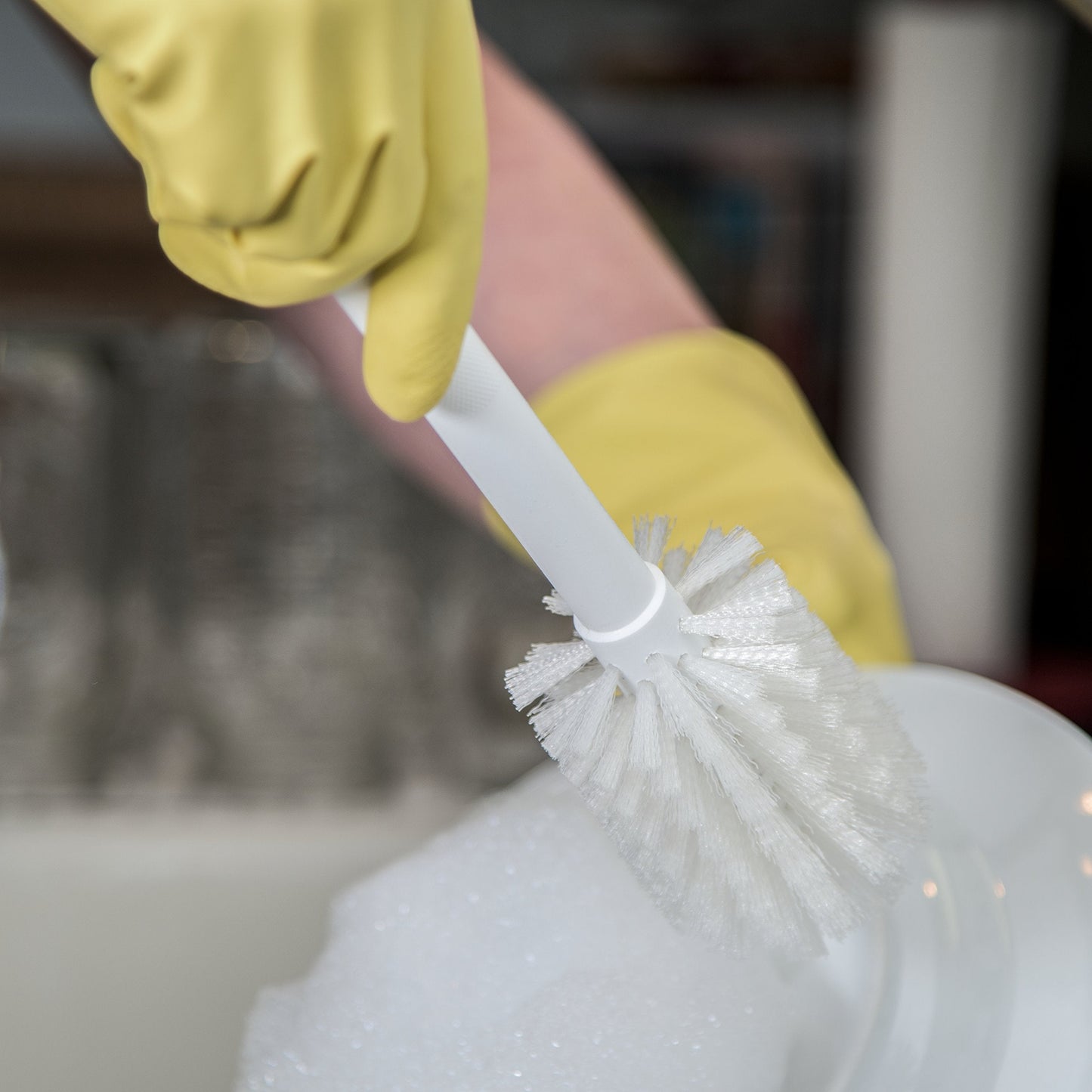 SPARTA 11" Nylon Dish Brush with 2.75" Round Head, Wide-Mouth Bottle and Bowl Cleaning Brush, Commercial Kitchen Use, White