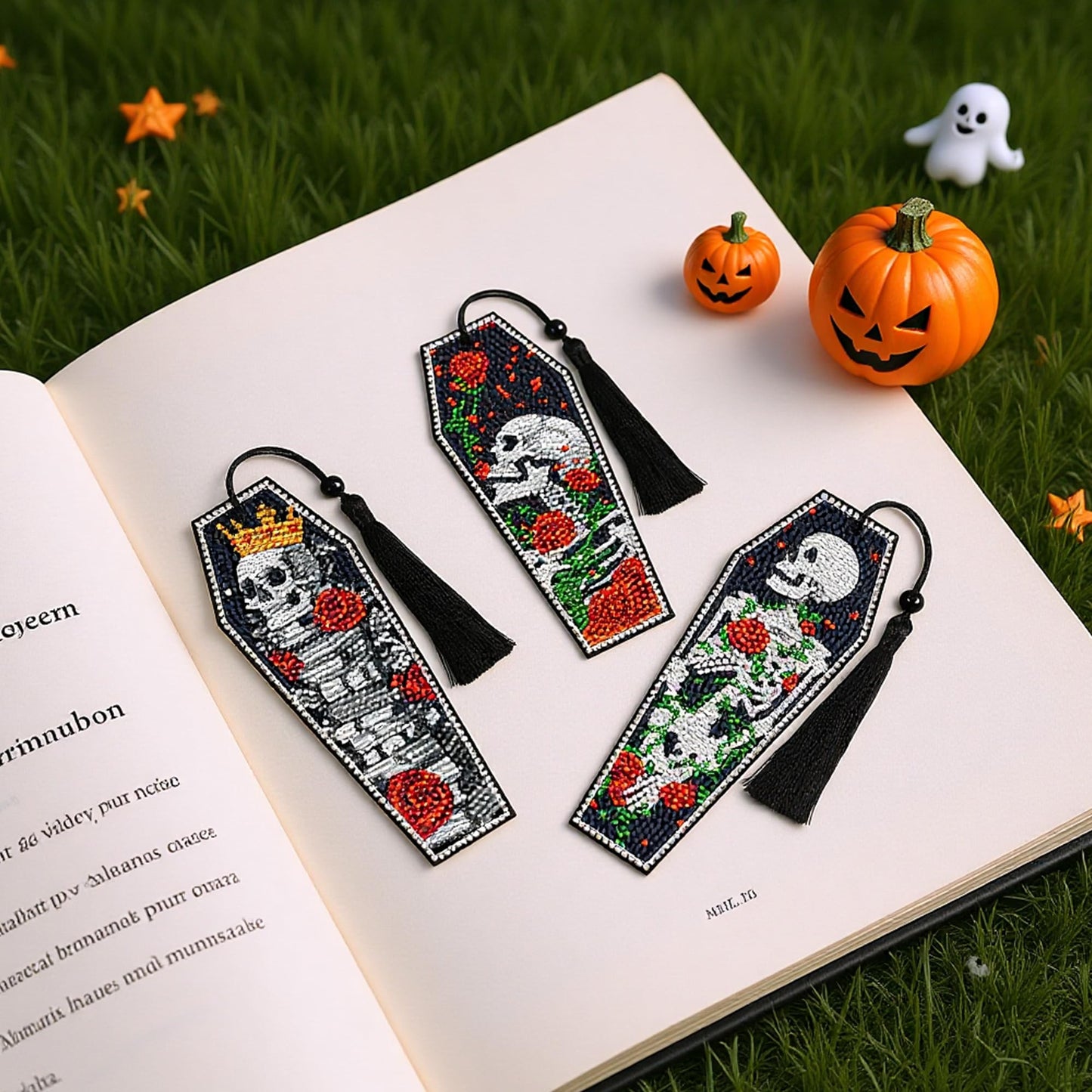 8 Pcs Gothic Skeleton Diamond Art Bookmarks Kit, Skull Halloween Diamond Painting Bookmarks with Tassels for Adults, DIY Horror Book Mark Craft Set for Women Men Reading Lovers
