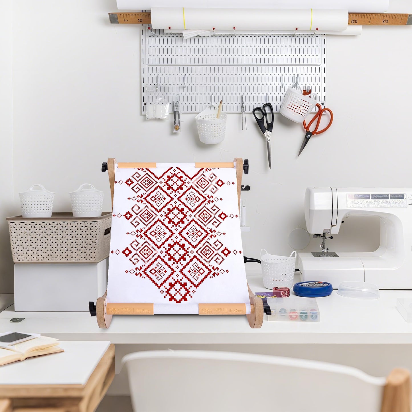 codree Adjustable Embroidery Table Stand, Wood Embroidery Hoop Holder, Hands-Free Cross Stitch Scroll Frame Needlepoint Stand for Lap or Table Top Stitching Sewing Supplies Craft Tool
