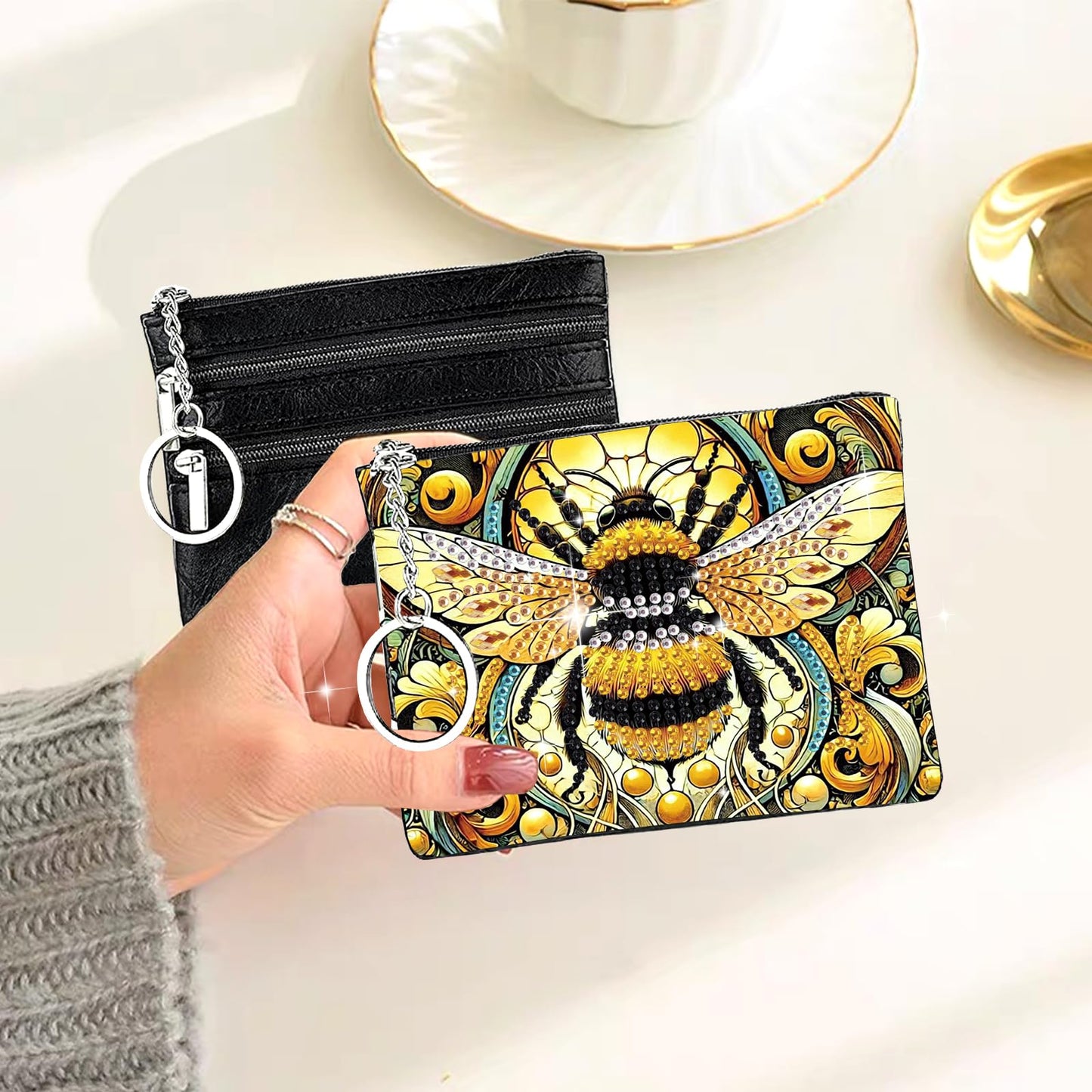 JZHYOAN Diamond Painting Small Coin Purse for Women DIY Coin Pouch Coin Purse with Zipper and Keyring Diamond Art Purses and Wallets Handbags Wallet Keychain for Cards Keys Bee