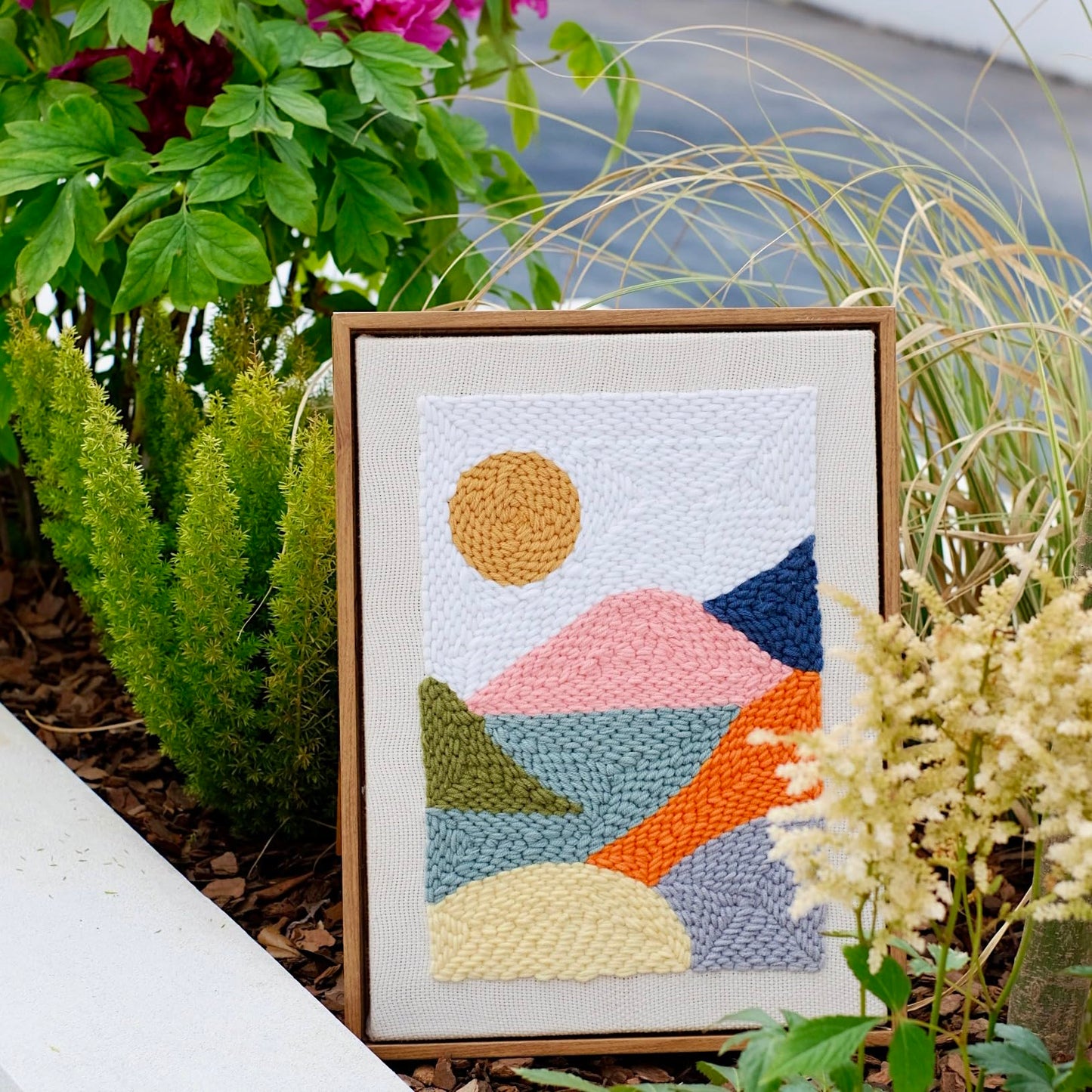 HAND U JOURNEY Punch Needle Kit – 14"x10" Landscape Rug Yarn Hooking Beginner Kit with Oxford Open-Side Design Tool for Craft Gift – Impression Sunrise Pattern