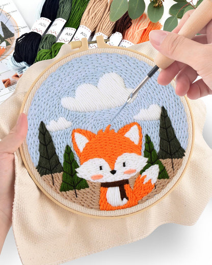 ERKOON Punch Needle Kit for Beginners Adults, DIY Easy Animal Embroidery Set for Starter Art Craft, Needling Punch Project with Patterns, Tools, Yarns, Hoop, Instruction (Fox)