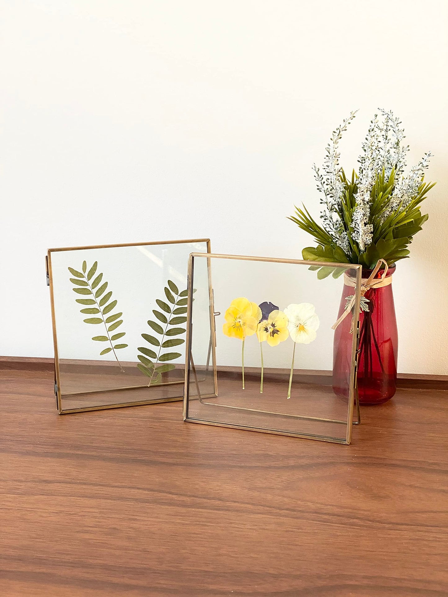 Beedecor Double Glass Frame for Pressed Flowers, Leaf and Artwork,Bronze 6x6 Standing Square Metal Picture Frames, Set of 2 Pressed Flower Frames with Stand (Antique bronze, 6x6)