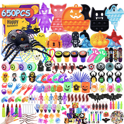650Pcs Halloween Party Favors for Kids, Bulk Fidget Toys for Party Supplies, Halloween Treats Non Candy School Classroom Carnival Prizes, Treasure Box Toy Chest, Halloween Gifts, Goodie Bag Stuffers