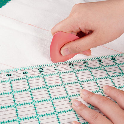 MANUFORE Quilting Ruler 15 x 60cm Sewing Acrylic Ruler Anti-Slip Metric Ruler DIY Quilting Tools with Clear Printed Lines for Precise Cutting