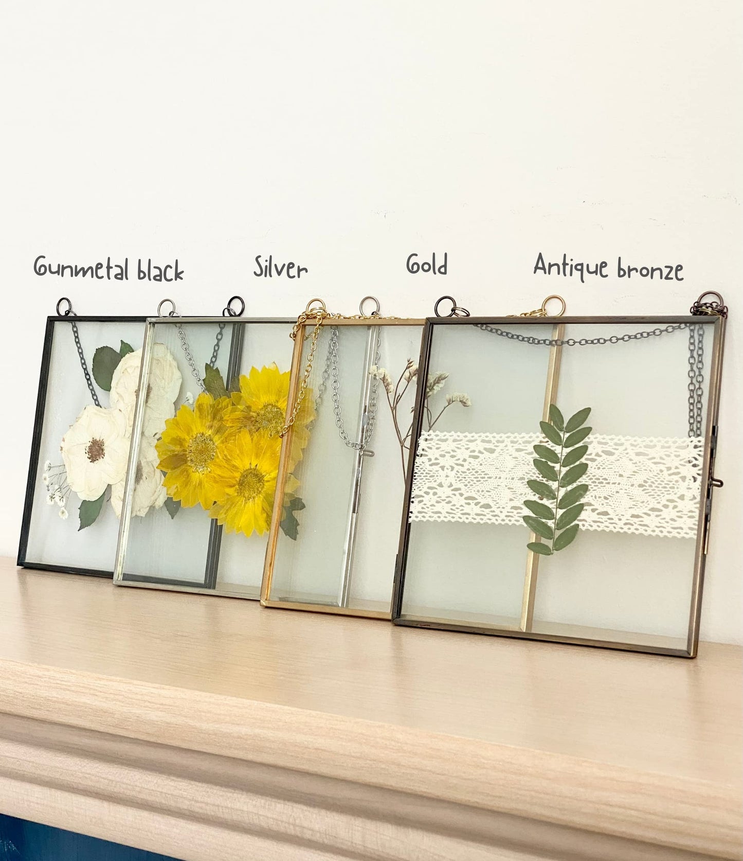 Beedecor Glass Frame for Pressed Flowers, Leaf and Artwork - Hanging Square Metal Picture Frames, Clear Double Glass Floating Frame, Wall Decor Photo Display, Set of 2 Flower Press Frames with Chain
