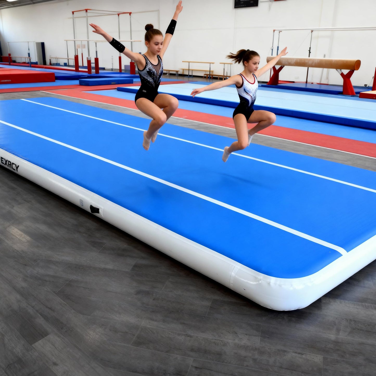 20ft/16ft Extra Large Gymnastics Training Mats Inflatable Air Gymnastics Mat 4/8 inches Thickness Inflatable Floor Mats for Home Use/Training/Cheerleading/Yoga/Water with Electric Pump (16ftL*6.6ftW*8inH(Width 6.6ft))