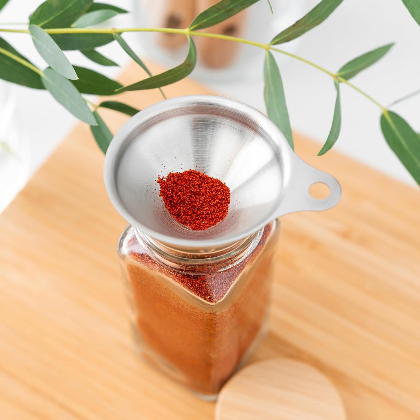 24PK Set 4oz, 374 SAVVY & SORTED Glass Spice Jars with Label, Bamboo Jar Spices Spice Labels, Pepper Grinder, Empty