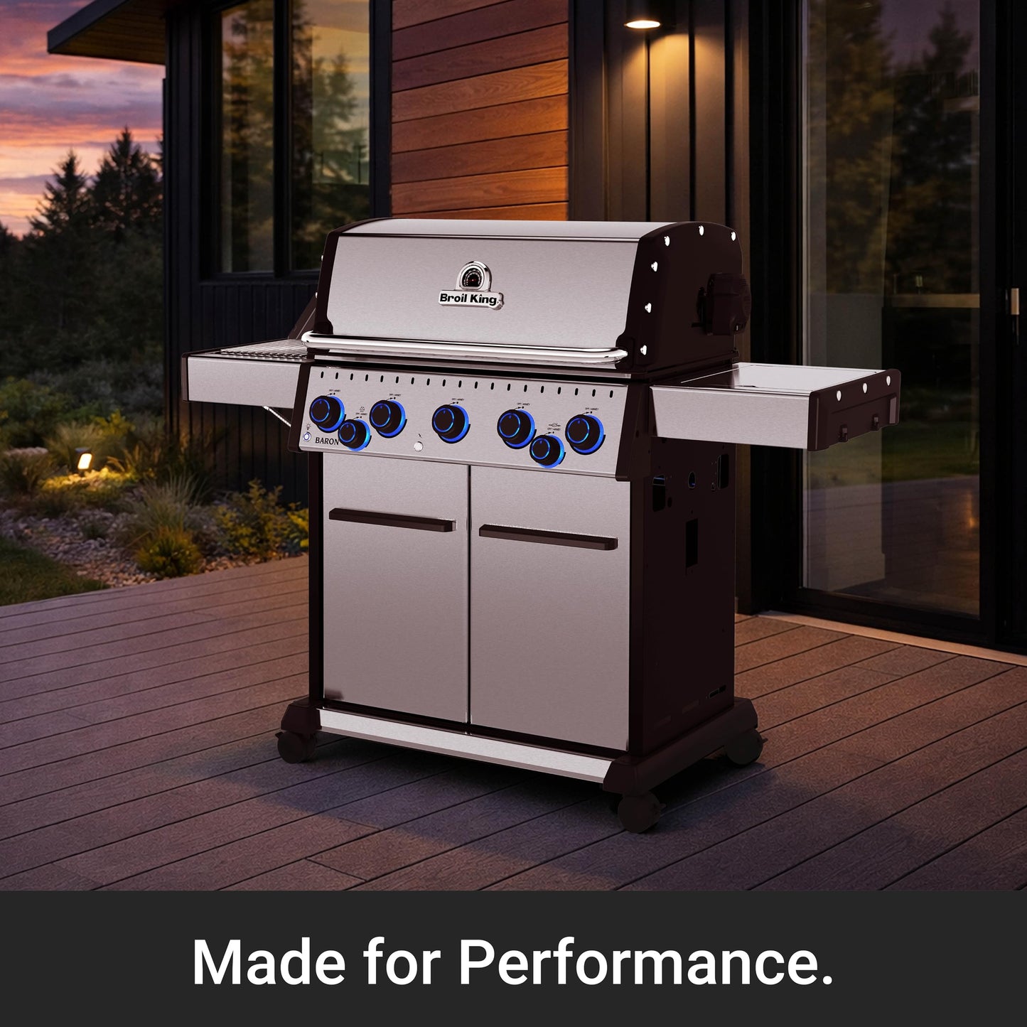 Broil King 678347 Baron S 590 Pro IR 5-Burner Pellet Ready Natural Gas Grill in Stainless Steel with Infrared Side Burner and Rear Rotisserie Burner