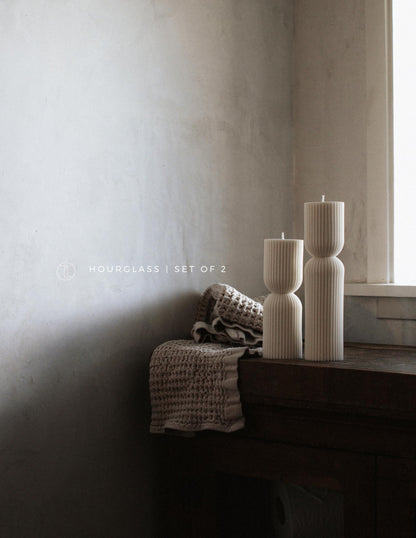 LAWA Hourglass Pillar Candle - Large Beautiful Handmade Pillar Scented Soy Wax Elegant Bubble Aesthetic Candle Housewarming Gift Home Room Shelf Decor Idea - White (Set of 2)