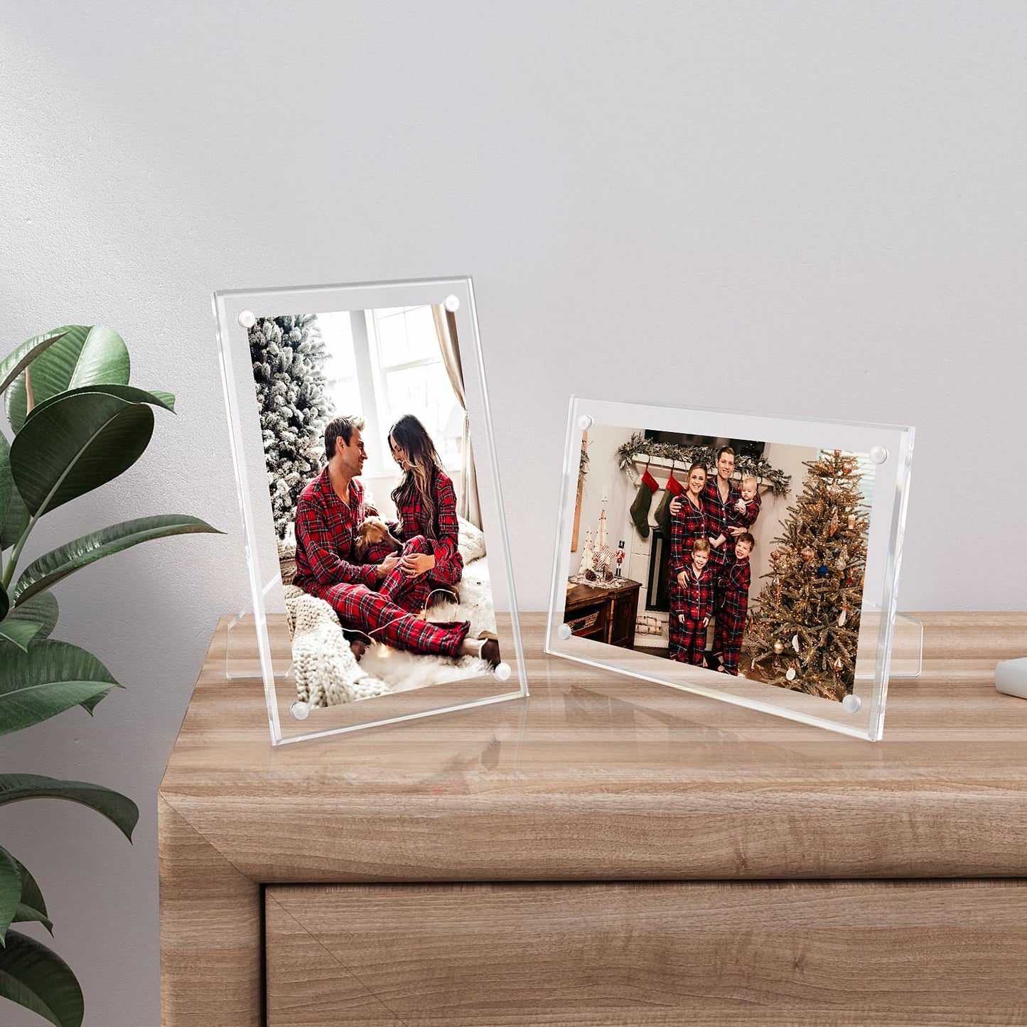 3 Pack 4x6 Acrylic Picture Frames with Stand, Floating Effect, Frameless Frame with Strong Magnets, for Wedding Sign Reception, Decoration, Photos and Art Display