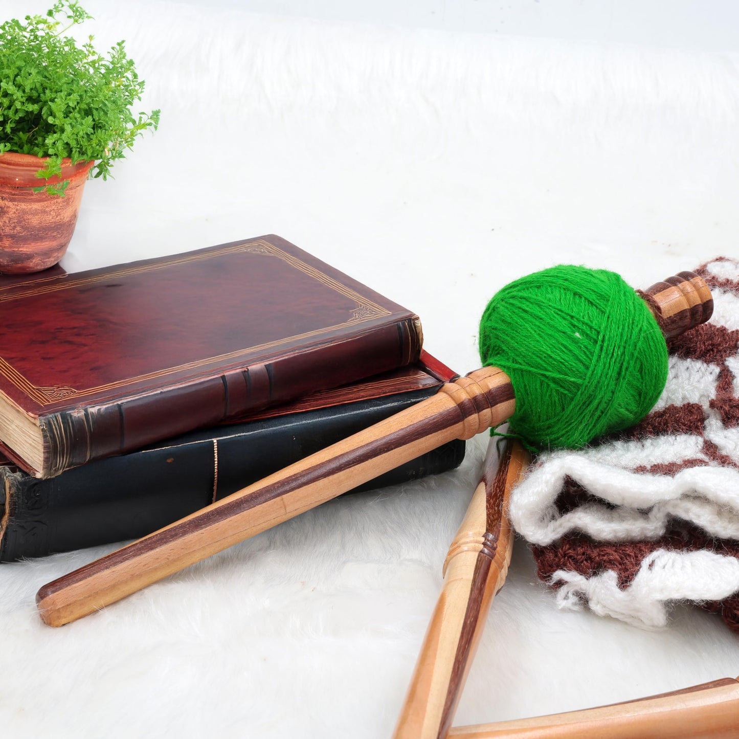 Nostepinne Center Pull Ball Yarn Winder | Knitting Crochet Accessories | Yarn Storage | Nagina International (Segmented Candy Wood)