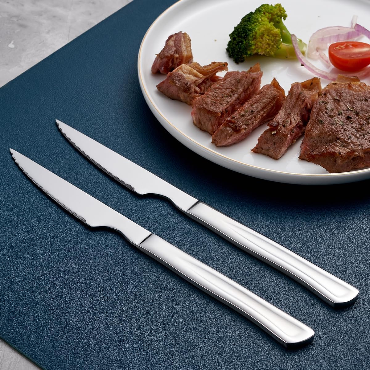 Silver Steak Knife Set, 6 Piece Stainless Steel Kitchen Utility Knives, 8.7-inch Serrated Dinner Knives