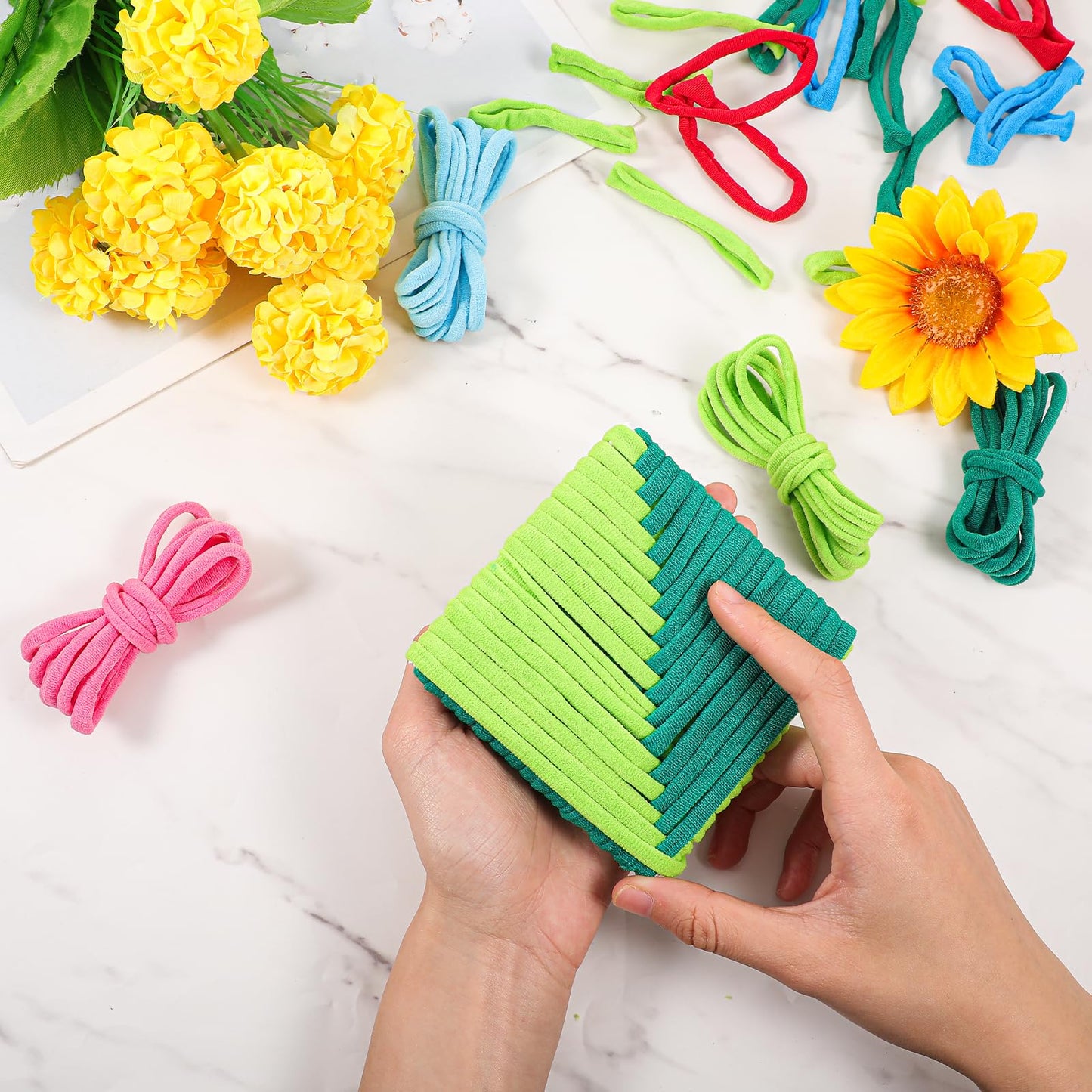 800 Pcs Refill Loops for 7 Inch Weaving Loom, Potholder Loom Bands Elastic Flexible 10 Color Weaving Rainbow Loops Refill Nylon for Potholder Making DIY Knitting Crafts Projects