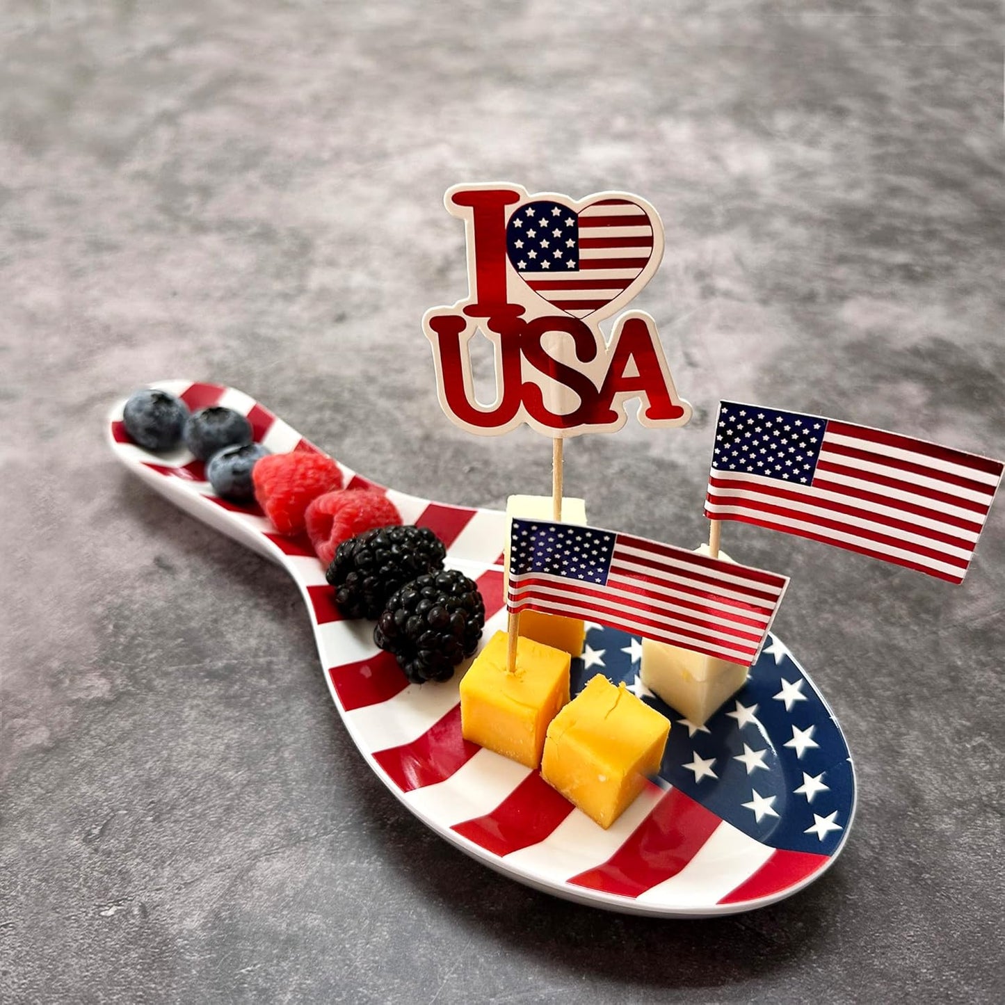 UPware 9.625 Inch Melamine Spoon Rest, Kitchen Utensil Holder for Counter and Dining Table (American Flag)
