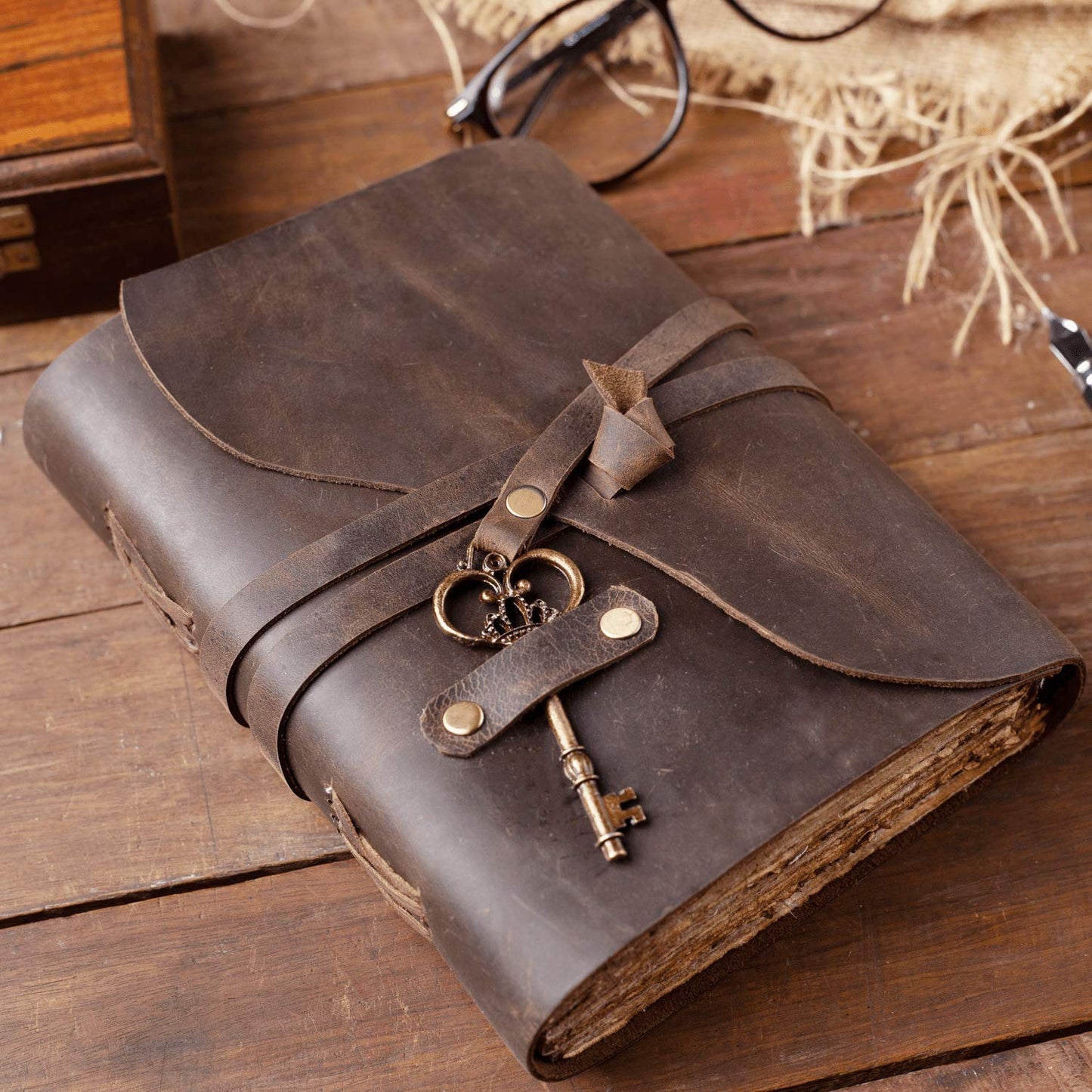 Vintage Leather Journal - Antique Handmade Deckle Edge Vintage Paper Leather Bound Journal - Book of Shadows Journal - Leather Sketchbook - Drawing Journal - Great Gift (Vintage Brown, 9"x6")
