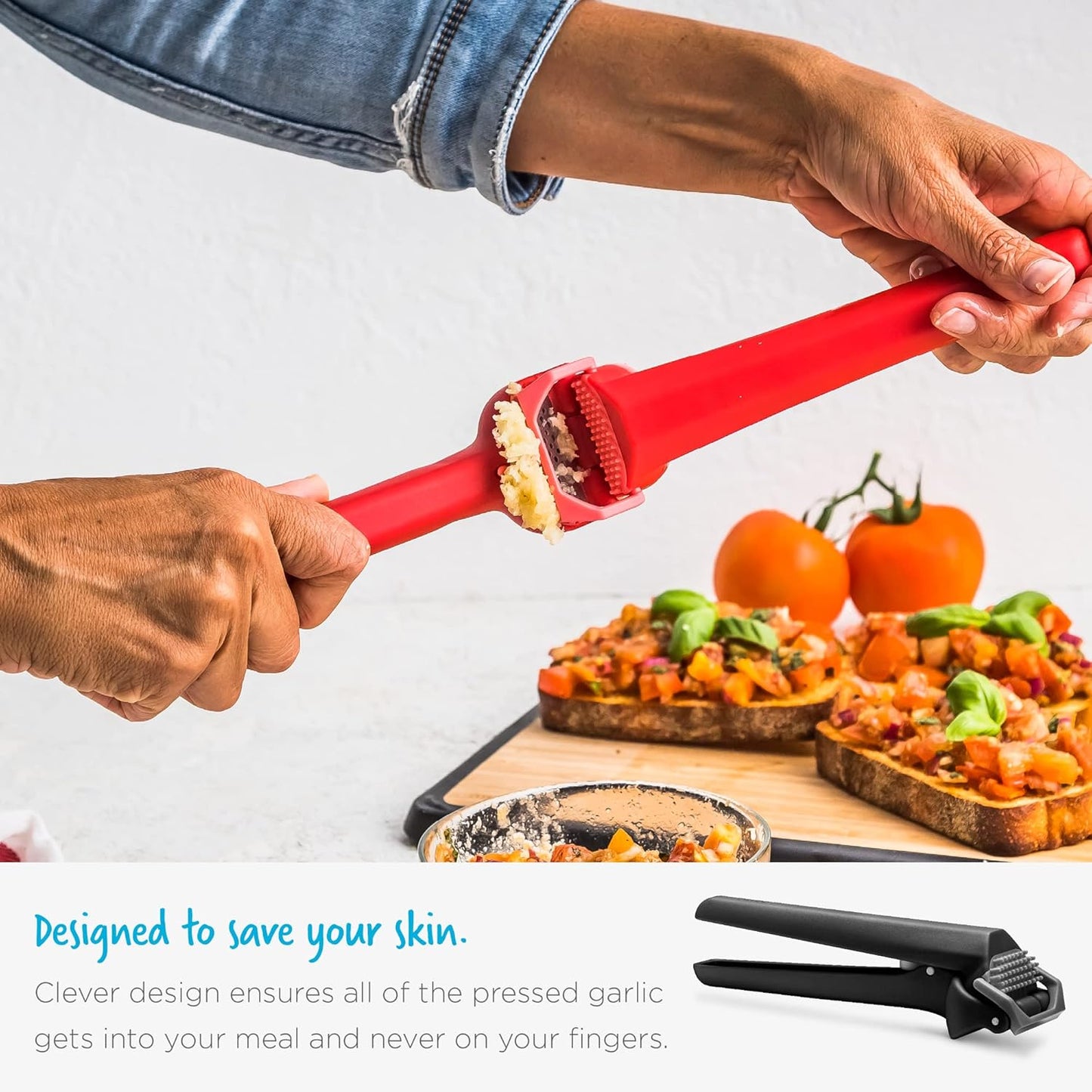2-In-1 Dreamfarm Garject Lite Garlic Peeler, Garlic Press & Mincer with Garlic Peel Ejector, Nylon - Black