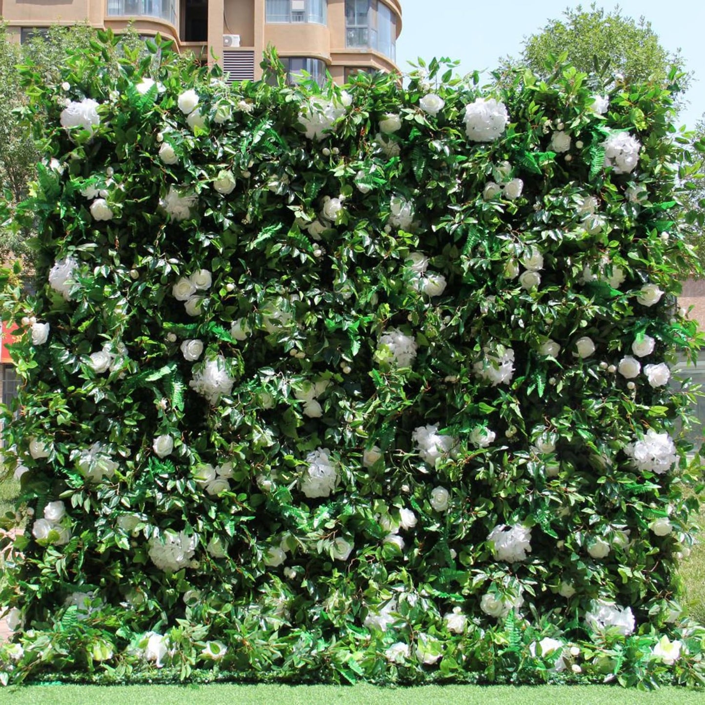 ERoomQ Artificial Grass Wall, Rose Flower Wall Green Grass Wall Artificial Flower Wedding Background Wall Fake Flower Decoration for Backdrop Wedding Wall Decoration,2x2m/6.5x6.5FT
