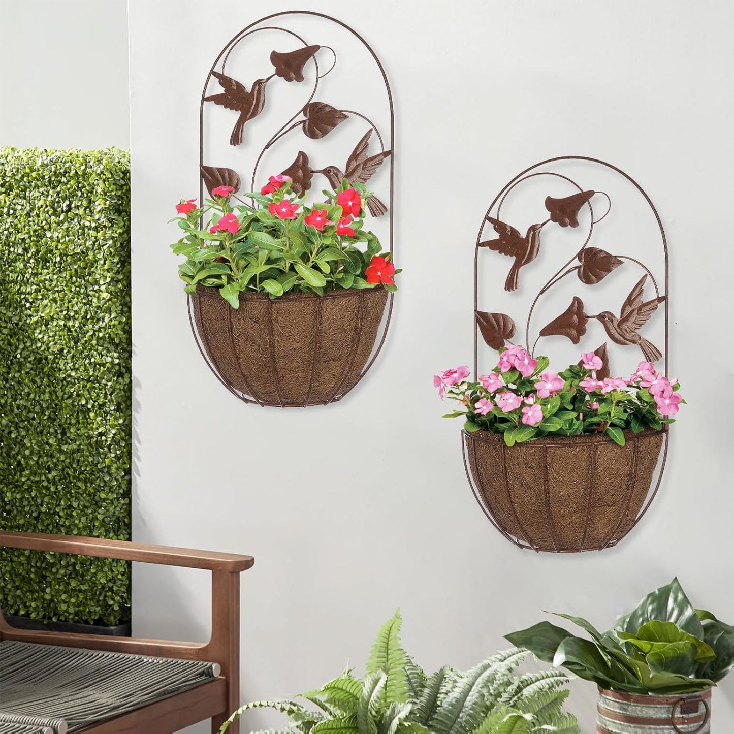 BAYN 2PKs Hummingbirds, Wall Hanging Planter Decor Art with Metal Wall Mounted Planters Indoor Outdoor Wall Planter