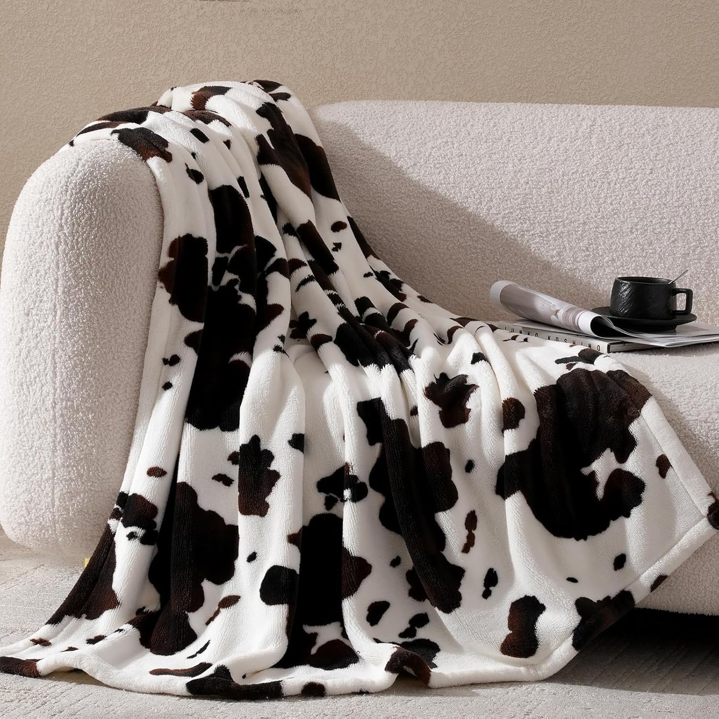 Cozy 60"*80" Bliss Cow Print Throw Blanket for Bed - Fuzzy Thick Soft Warm Fleece Blankets for Couch & Bed, for Women