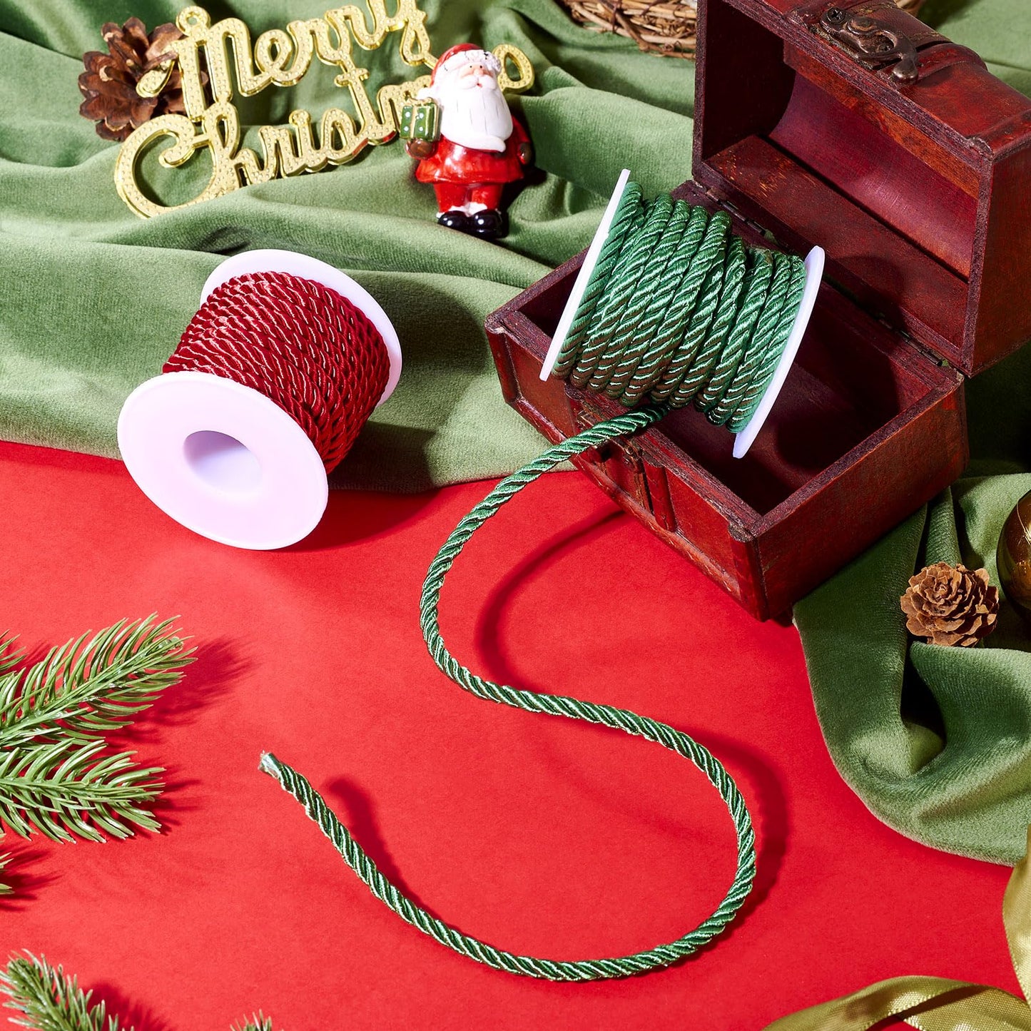 Beadthoven 2 Rolls/8.74 Yards 5mm Christmas Braided Cord Red Green 3-Ply Shiny Polyester Twisted Twine Cord Rope Decorative Thread Strings for DIY Bracelets Necklace Upholstery Curtain Home Decoration