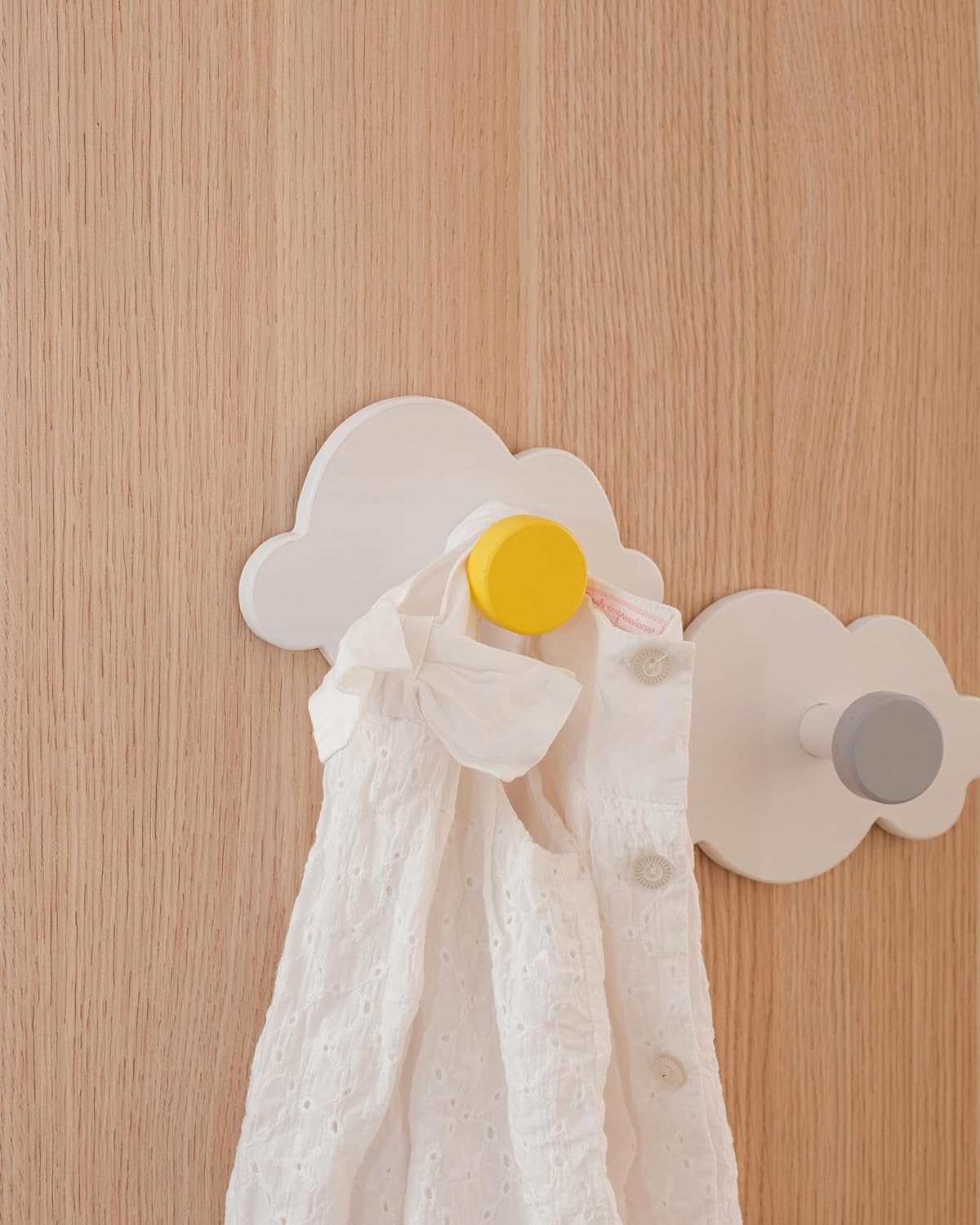 Cloud-Shaped Wall Hook Set, Cute Wooden Decorative Hooks for Hanging Bags, Towels, and Hats - Pack of 4