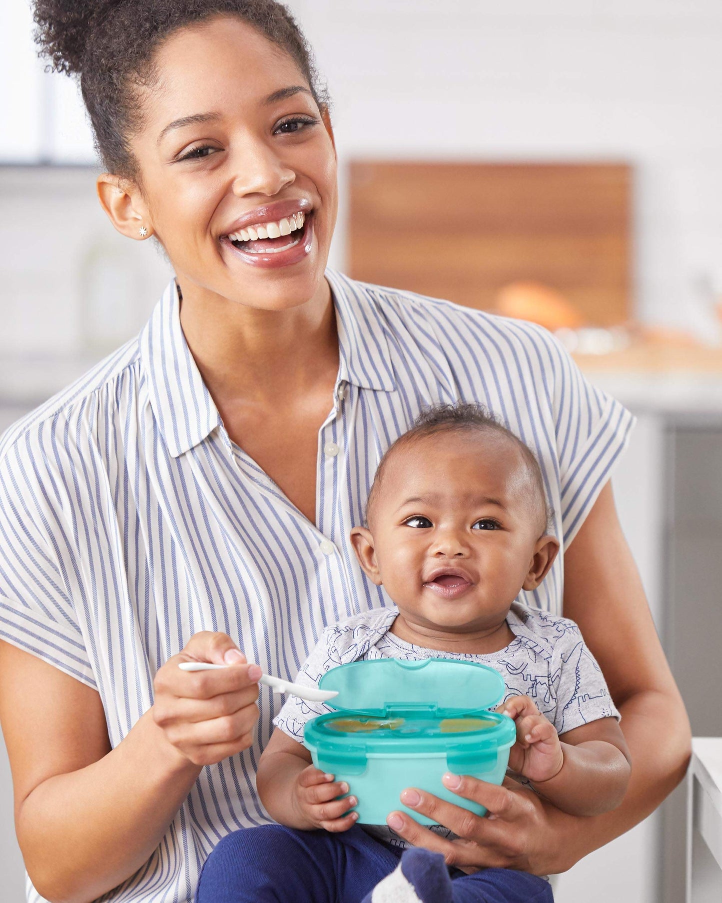 Skip Hop Baby Easy-Pack Feeding Travel Essentials 6 Piece Set Soft Teal 6m+