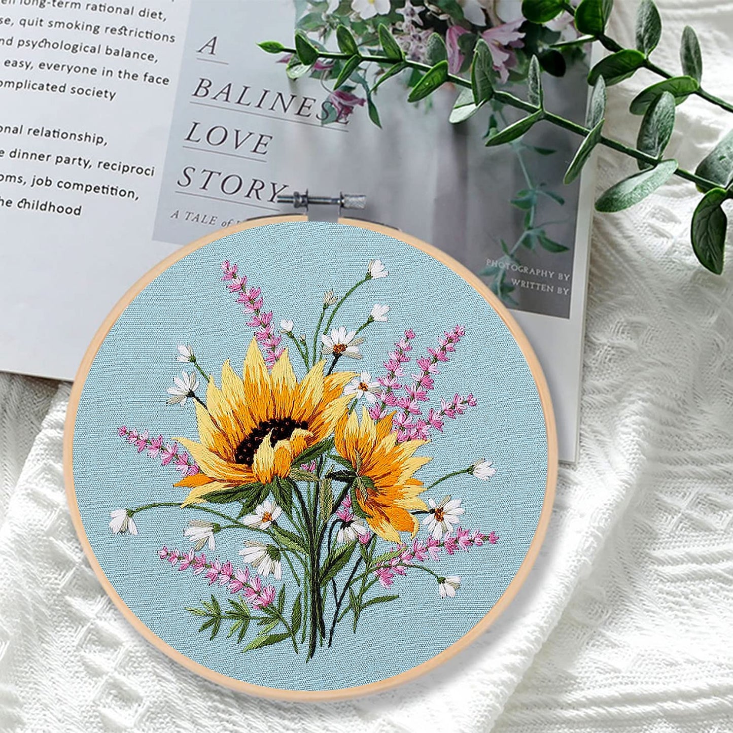 4 Sets Cross Stitch Embroidery Kits for Beginners Adults, Flower Stamped Pre Printed Cross Stitch Kits, Full Range of Embroidery Starter Kit with Instructions, 4PCS Embroidery Hoops, Threads and Tools