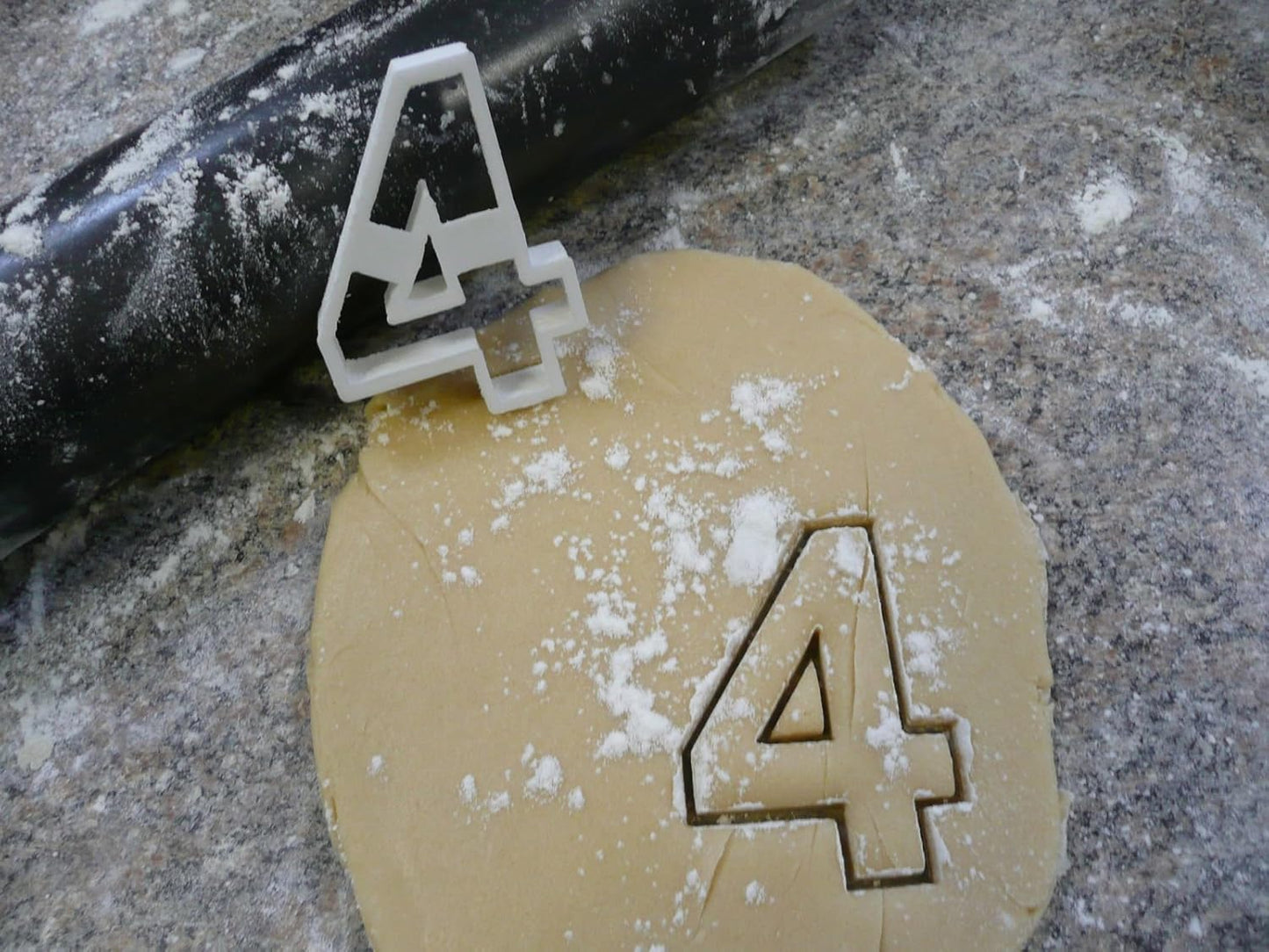 Graduation Kit Year 2024 Cap Numbers Two Zero Four - Set of 4 Cookie Cutters Made in USA PR1113