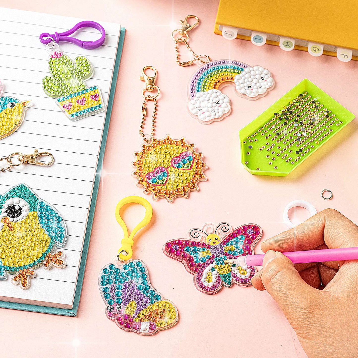 FFNIU Diamond Art for Kids, 15 Pack Diamond Art Painting Keychains, DIY Gem 5D Painting Arts and Crafts for Boys Girls Ages 6-8-12 (Garden Animals)