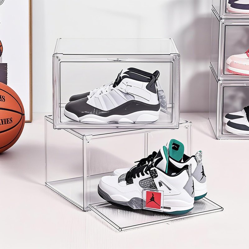 Seaniss Clear Acrylic Display Case with Magnetic Lid-Dustproof Plastic Book Storage box,Clear Box,Purse Storage Organizer,Action Figure Display Case,Acrylic Sneaker Shoe Box(1 Pack)