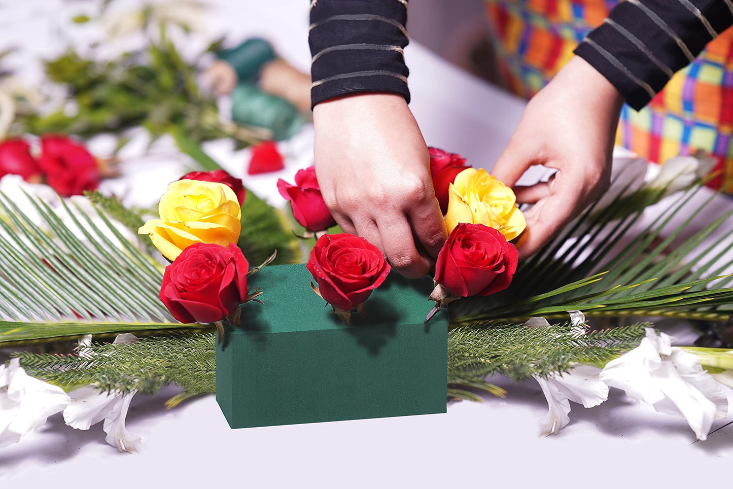 FLOFARE Pack of 8, Dry and Wet Floral Foam Blocks for Fresh and Artificial Flowers, Each (7.8” L x 3.5” W x 2.4” H), for Wedding, Birthdays, Home, Office and Garden Decorations