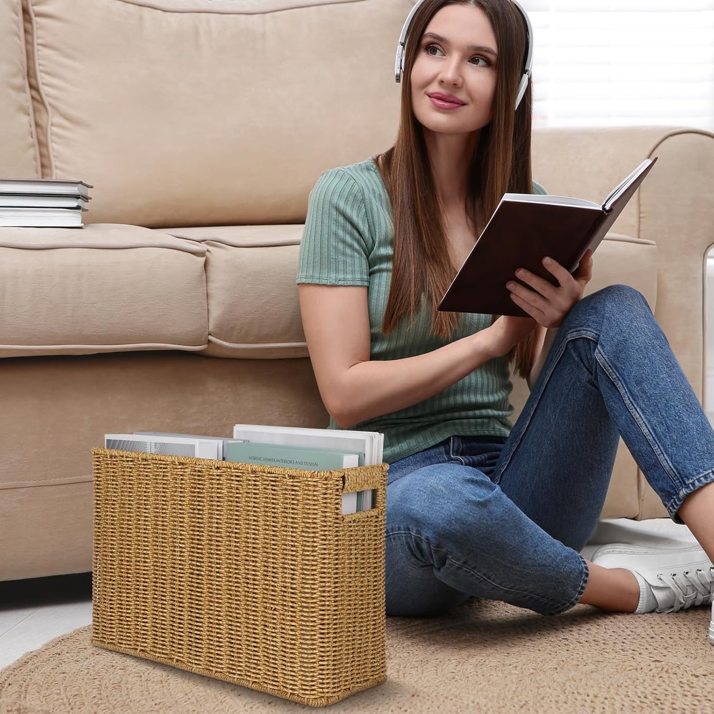 Healeved Woven Seagrass Magazine Basket, Floor Magazine Holder for Books, Newspapers, Tablets