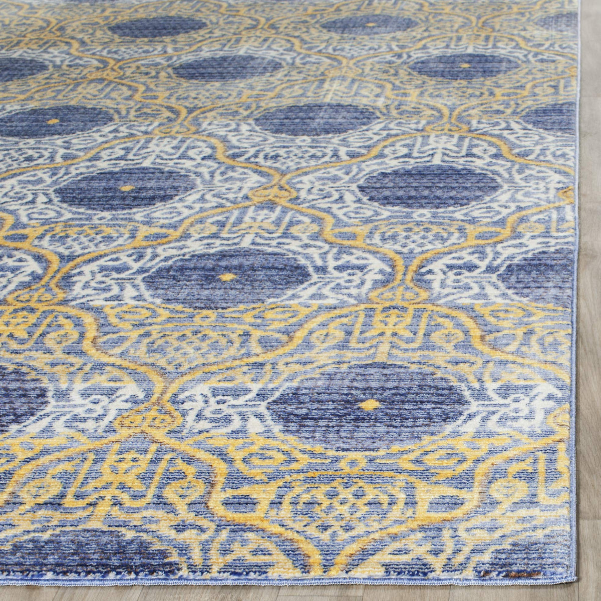 SAFAVIEH Valencia Collection Area Rug - 9' x 12', Lavender & Gold, Boho Chic Distressed Design, Non-Shedding & Easy Care, Ideal for High Traffic Areas in Living Room, Bedroom (VAL106L)