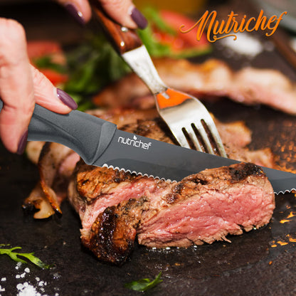 SereneLife Stainless Steel Knife Set, 8 Pcs. - Non-Stick Coating, Sharp Serrated Blades, Professional Kitchen Set, Rust-Resistant, Dishwasher Safe, Ideal for BBQ & Grilling, Gray