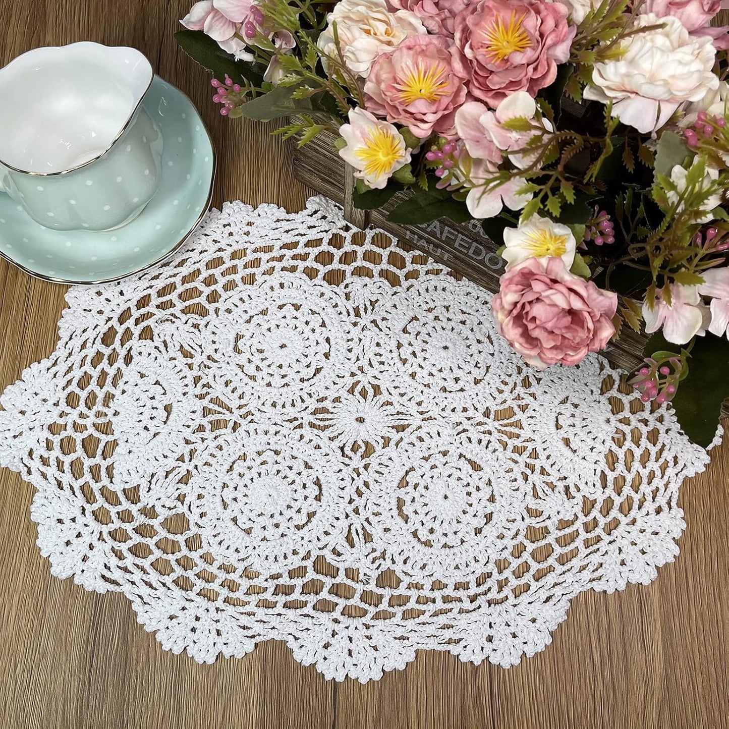 Phantomon Handmade Crochet Cotton Lace Placemats, Pack of 4 Oval Shape Doilies, White, 12 x 17 inch