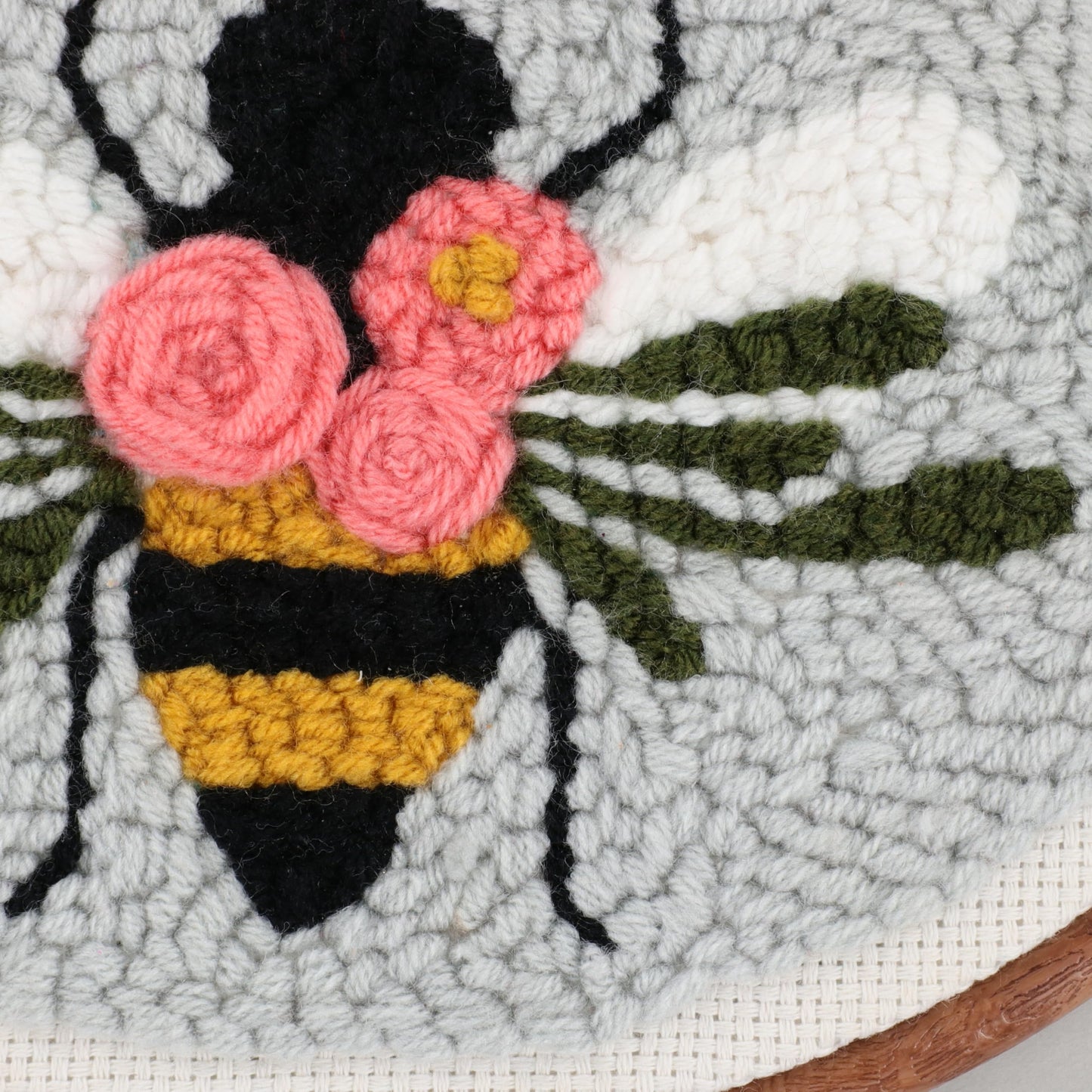 Kimberbell Punch Needle Set – Bloomin’ Bee - Complete DIY Embroidery Kit with Tool, Monks Cloth, Frame, Yarn & Dimensional Flowers – Adorable Bee Punch Needle Craft with Reusable Project Bag