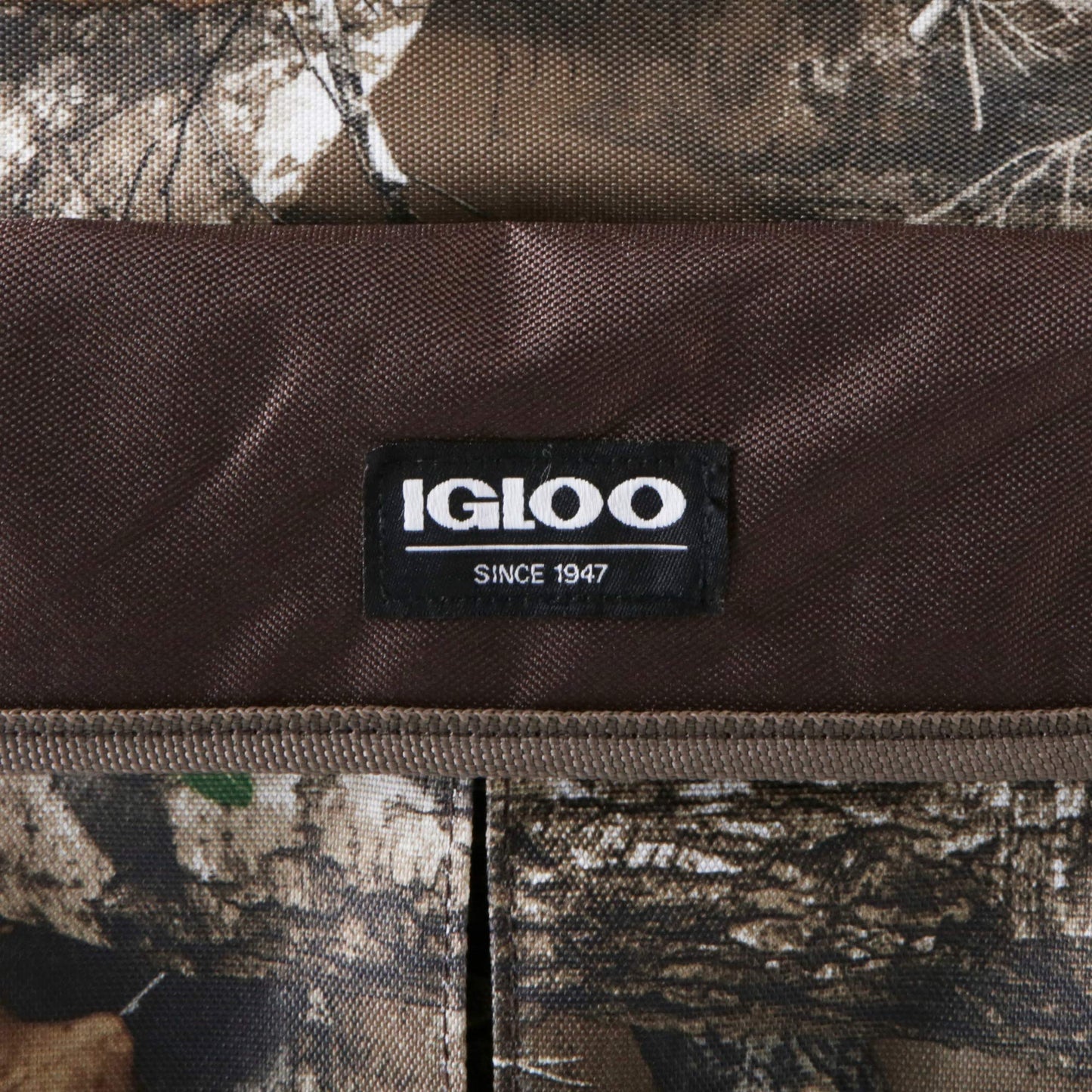 Igloo Backpack Coolers, Insulated Leakproof Cooler Backpack, Soft Cooler, Backpack Ice Chest, Lightweight Travel Cooler, 18-30 Can