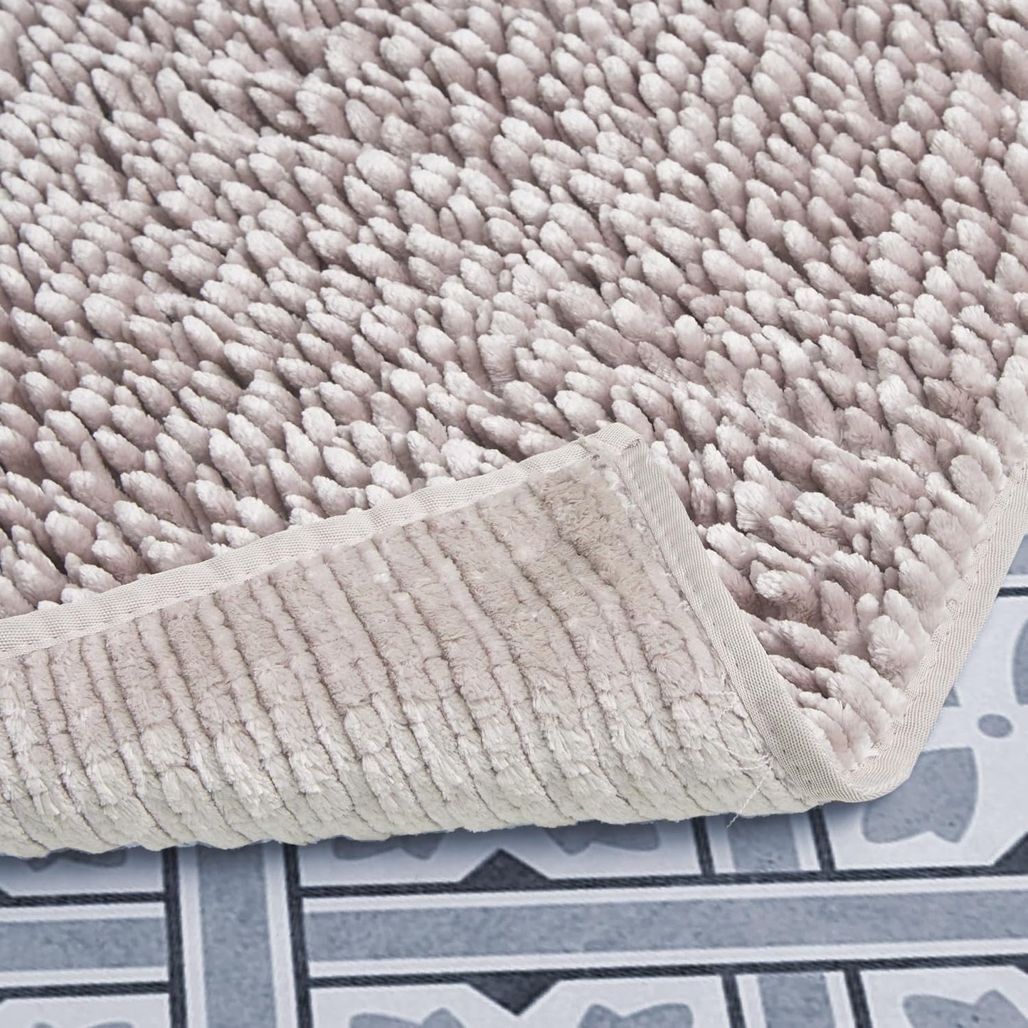 Laura Ashley Butter Chenille Bath Rug, Non Slip Shaggy Bathroom Mat, Absorbent Plush Carpet for Tub and Sink - (17" x