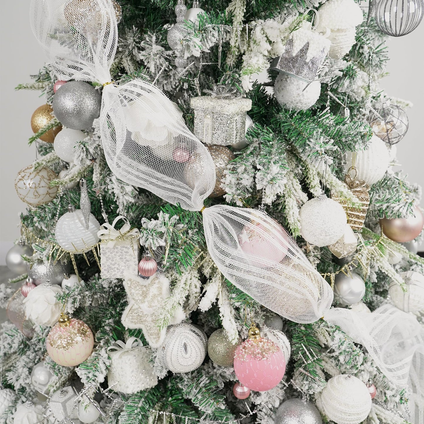 MEEDEE White Deco Mesh 10 Inch Roll Christmas Mesh Ribbon Basic Mesh with White Stripes 10 Yards Mesh Ribbon for Christmas Tree, Wreath Supplies, Garland, Bow Making