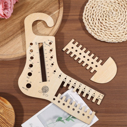 FREEBLOSS 2Pcs Adjustable Sock Blockers 2 Sizes Wood Sock Shaper for Knitting Crochet Knit Sock Ruler Tool for Beginners 31x21cm/12.2x8.3inch