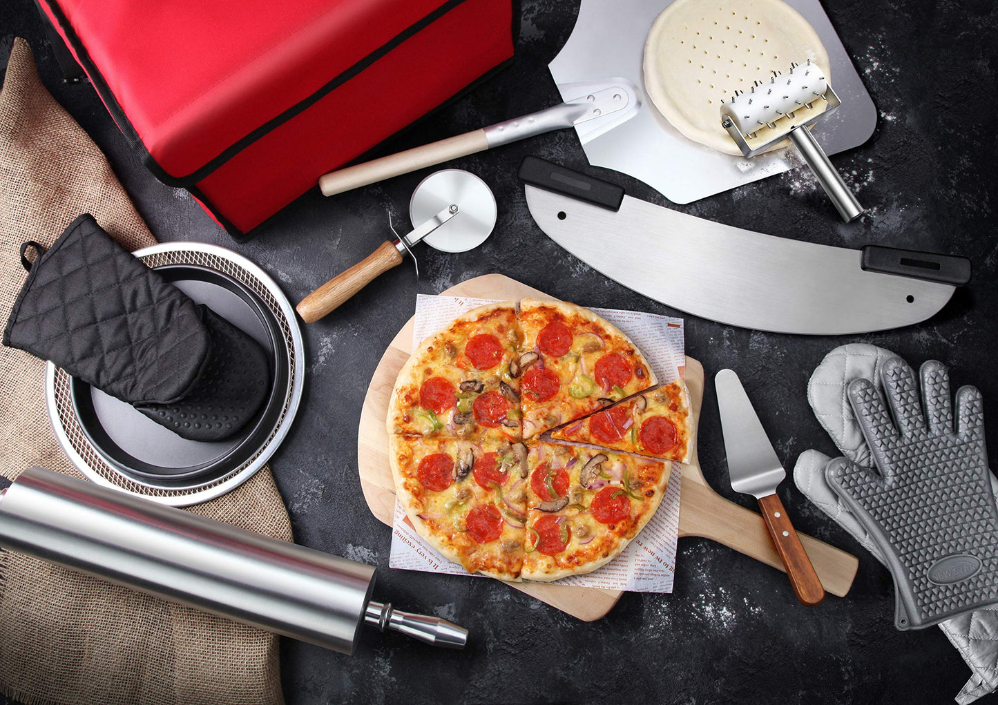 New Star Foodservice Restaurant-Grade Aluminum Pizza Pan/Tray, Wide Rim, 18 Inch, Pack of 6