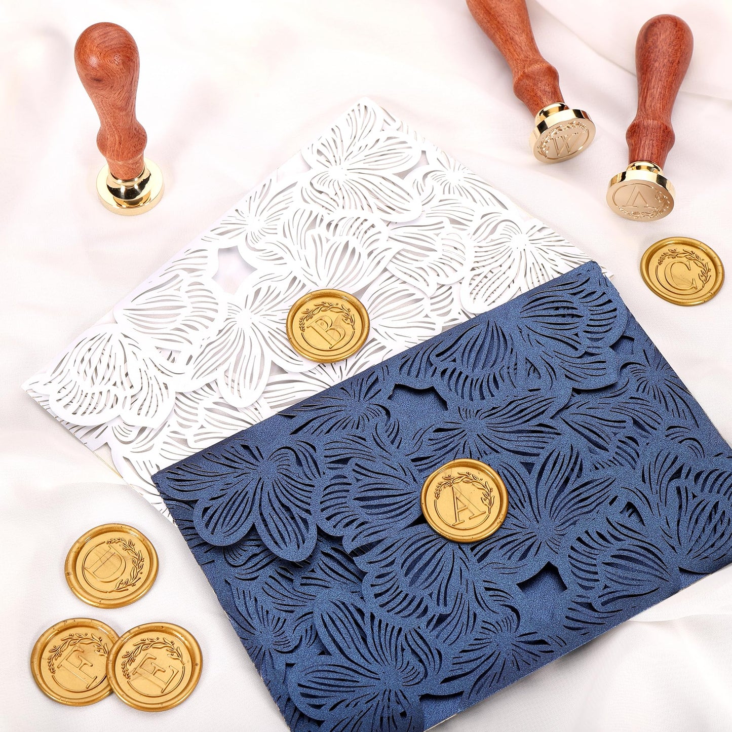 Yoption Letter Wax Seal Kit, Vintage Initial Alphabet S with Wreath Sealing Stamp and 120 Antique Gold Wax Seal Beads
