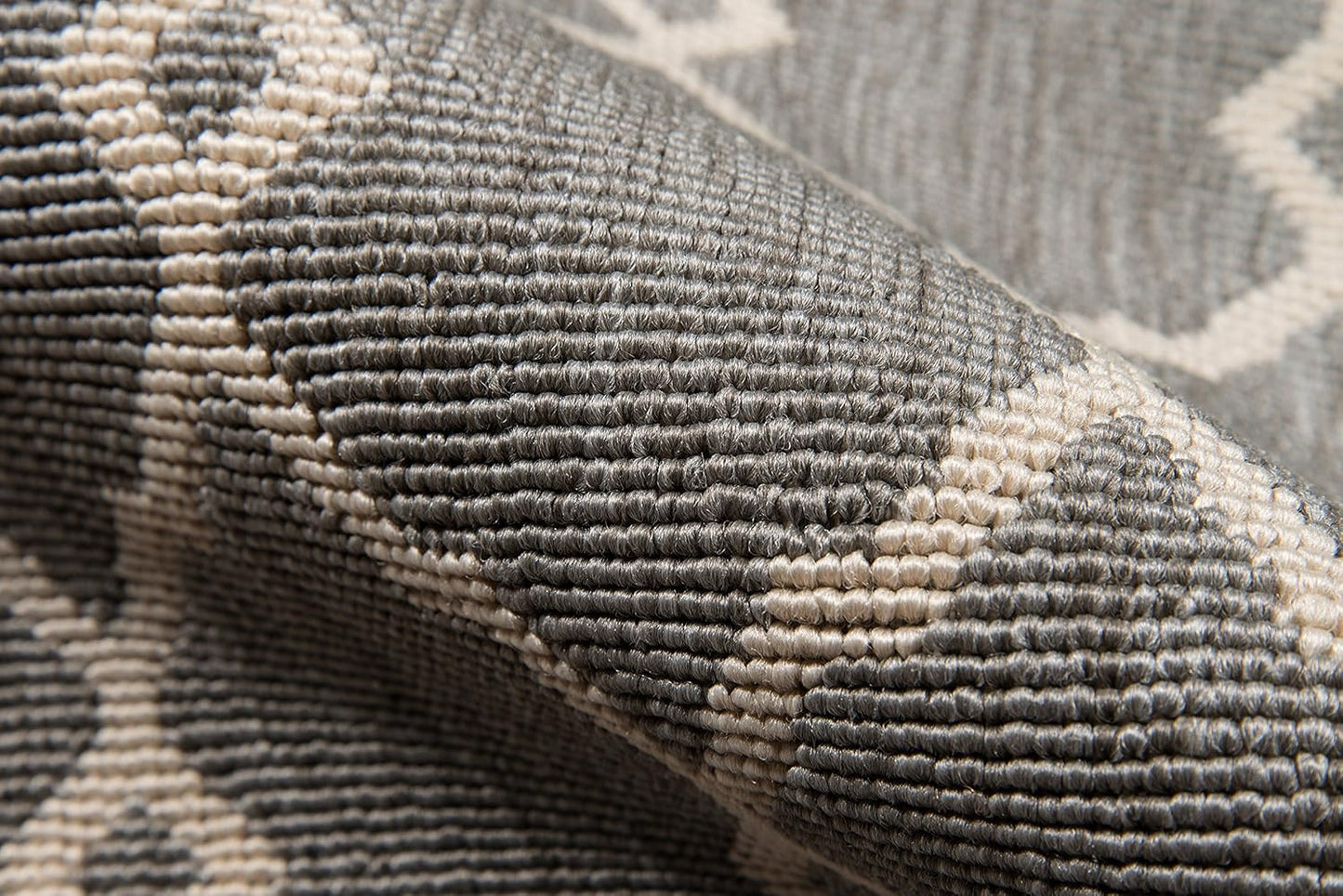 Momeni Rugs Baja Collection Indoor & Outdoor Area Rug, Easy to Clean, UV Protected, 2'3" x 4'6", Grey