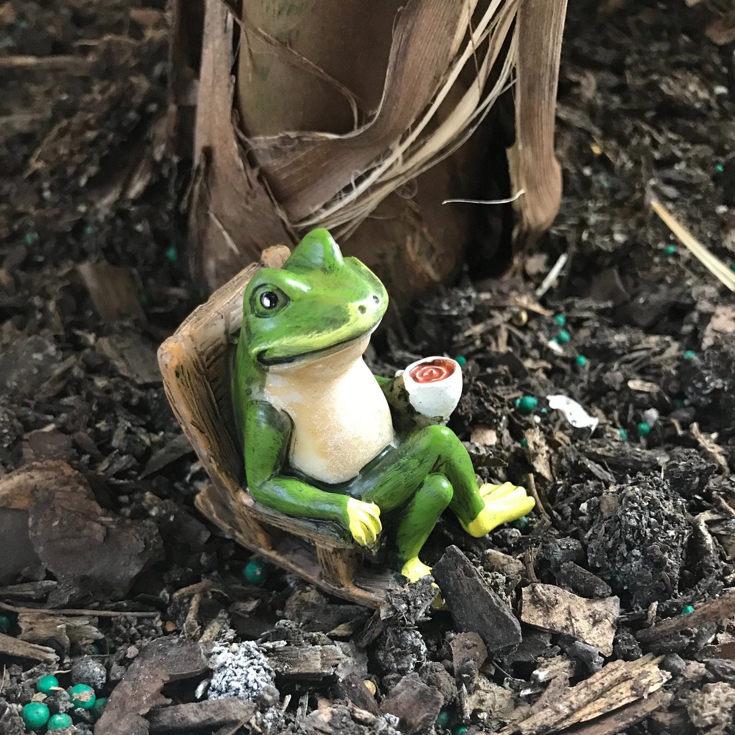 Patio Eden Miniature Frog Garden Statue - 2" Tall - Mini Outdoor Accessory Figurine for Fairy Garden