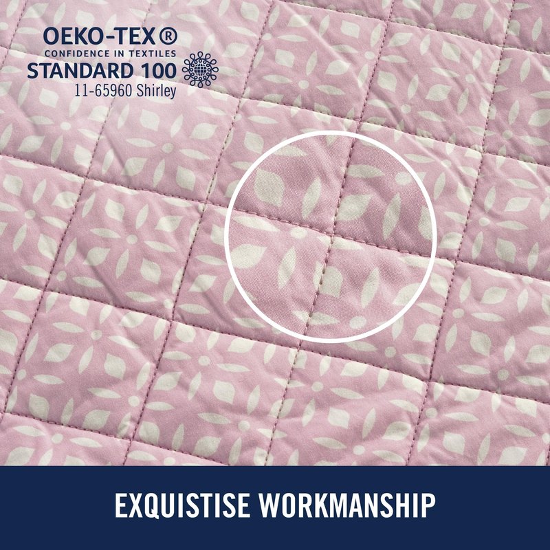 Izod 100% Cotton Percale Pre-Washed Quilt Set, Ultra-Soft & Reversible Bedding, Twin Cotton Comforter, Wrinkle-Resistant 2-Pc Cotton Bedspread with Matching Shams, All-Season Comfort - Pink Mosaic