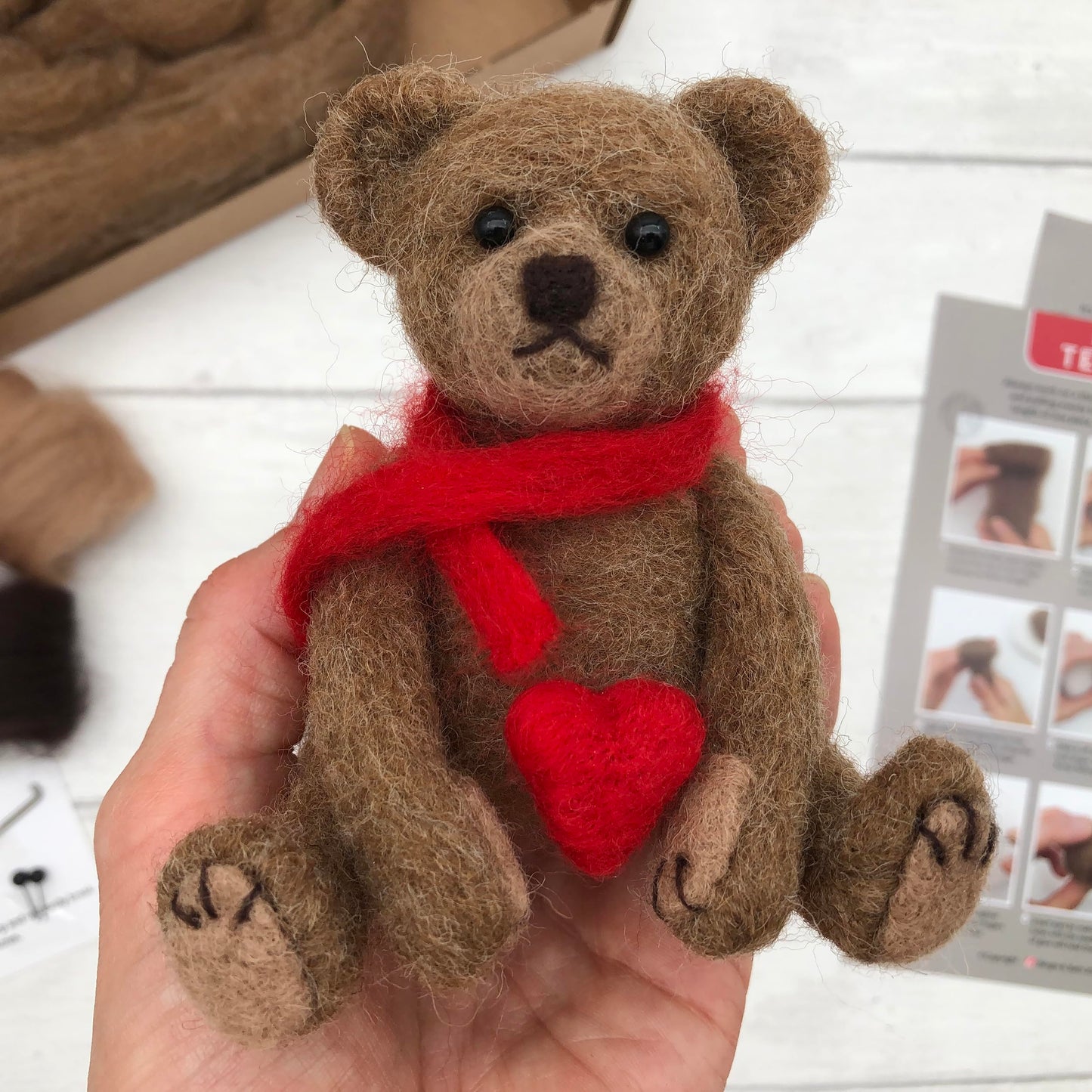 Bergin & Bath Needle Felting Bumper Kit - Three Bears. A Premium Starter kit. Make a Polar Bear, a Panda and a Teddy Bear. Planet-Friendly Wool.