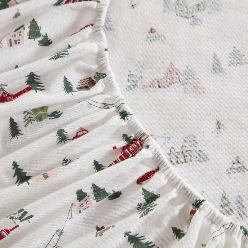Martha Stewart - Flannel Sheets King Size, Anti-Pilling & Wrinkle Resistant Cotton, Touchably Soft for All-Season Comfort - Bed Sheets with Matching Pillowcases & Fitted Sheet (Ski Village Green)